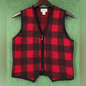 VTG 90’s 100% Wool Buffalo Plaid Red & Black Full Zip Sweater Vest Womens Medium